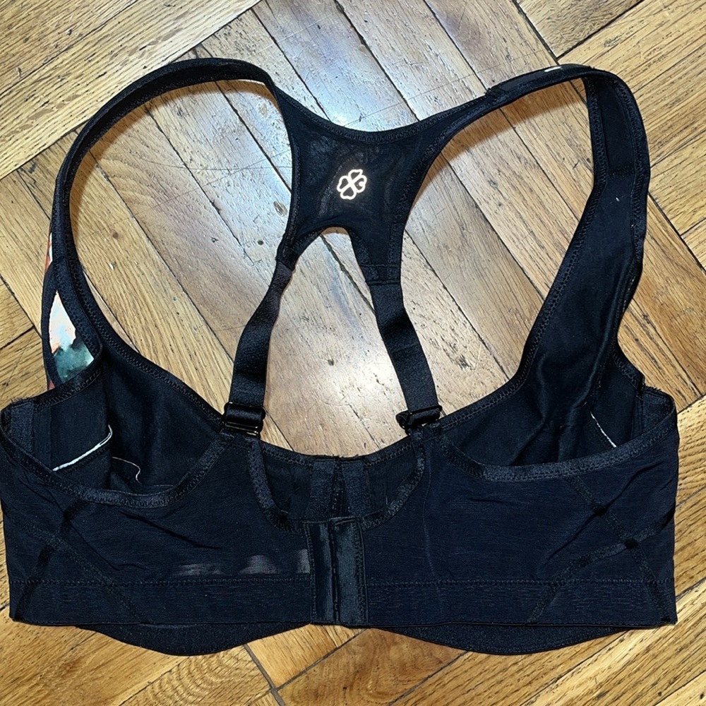 NWOT ASOS High Impact Underwire Sports Bra - Picture 4 of 6